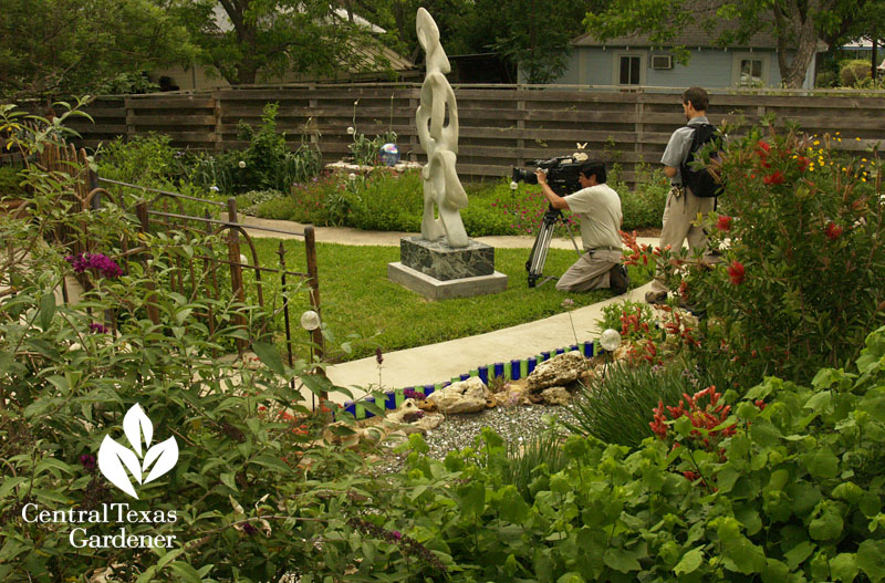 Donna and Mike Fowler Hutto garden Central Texas Gardener