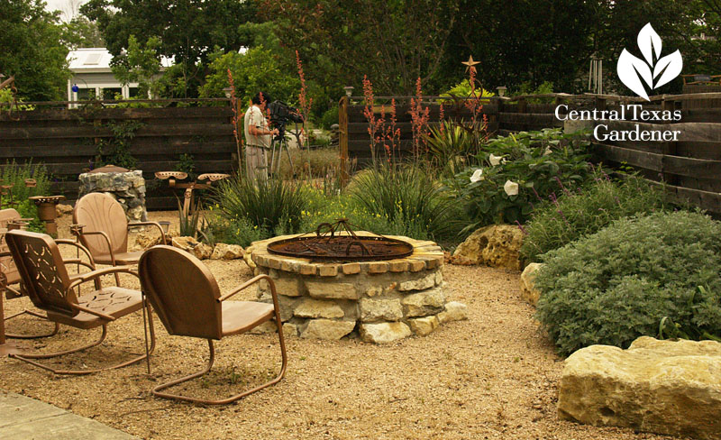 fire pit Donna and Mike Fowler Hutto garden Central Texas Gardener fire pit Donna and Mike Fowler Hutto garden Central Texas Gardener