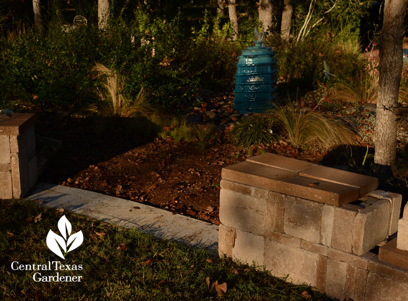 Home-made wall to control flooding Central Texas Gardener Home-made wall to control flooding Central Texas Gardener