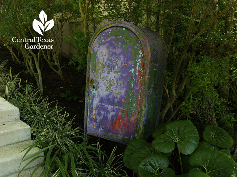 classic mailbox garden tool storage Lynne Dobson 