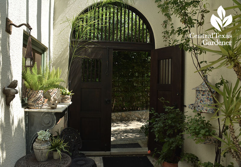 garden courtyard mission gate san antonio central texas gardener 