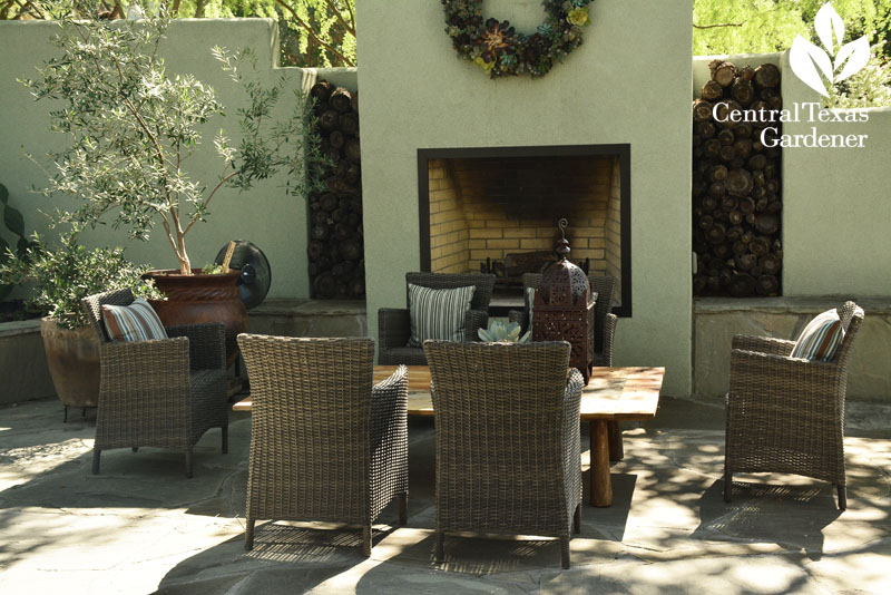 outdoor patio dining fireplace Central Texas Gardener 