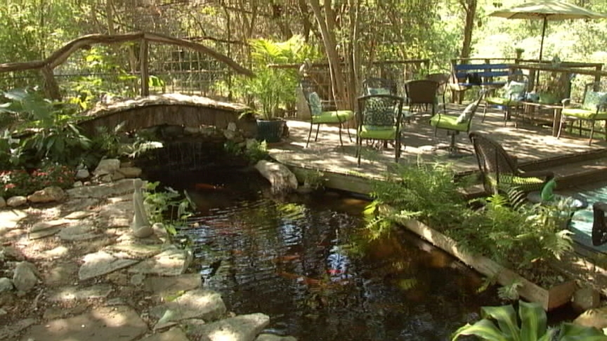 Barbara and David Hale garden, Austin Pond Society