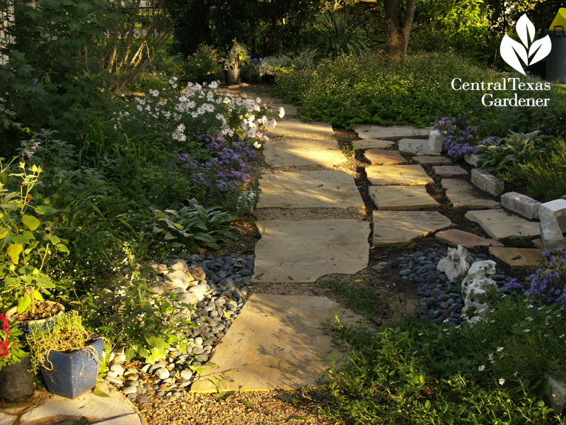 den path with new stones 