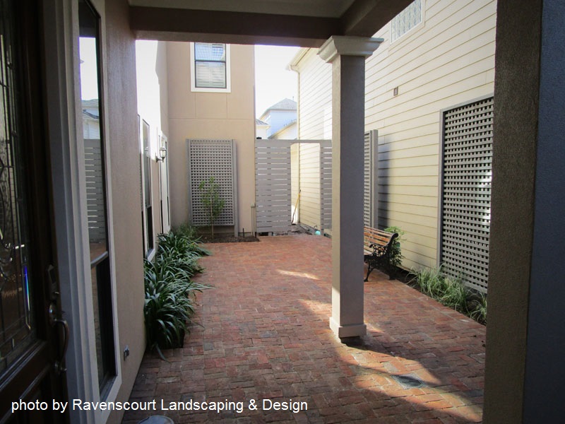 Courtyard design Ravenscourt Landscaping Central Texas Gardener