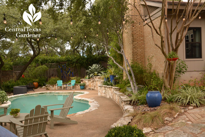 limestone raised beds Pam Penick Central Texas Gardener