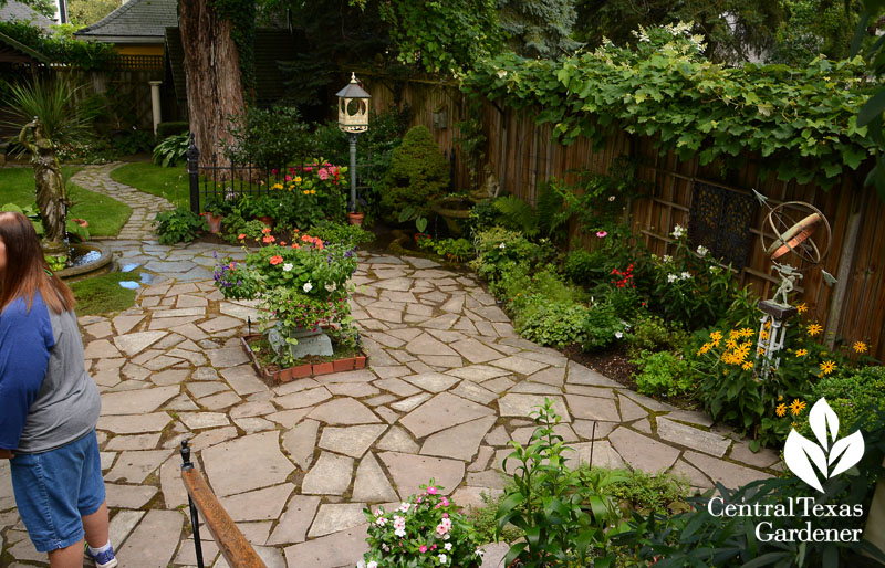 stone patio design curved gardens Buffalo Central Texas Gardener