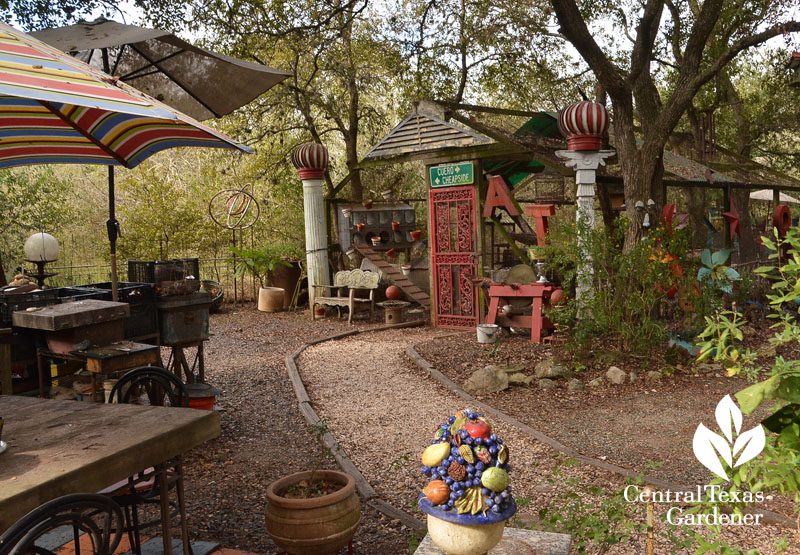 chicken coop Central Texas Gardener