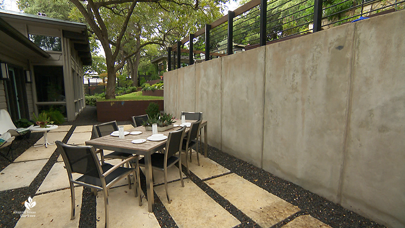 contemporary outdoor dining room Leuders concrete Tejas Grey gravel Harper Dujon Central Texas Gardener