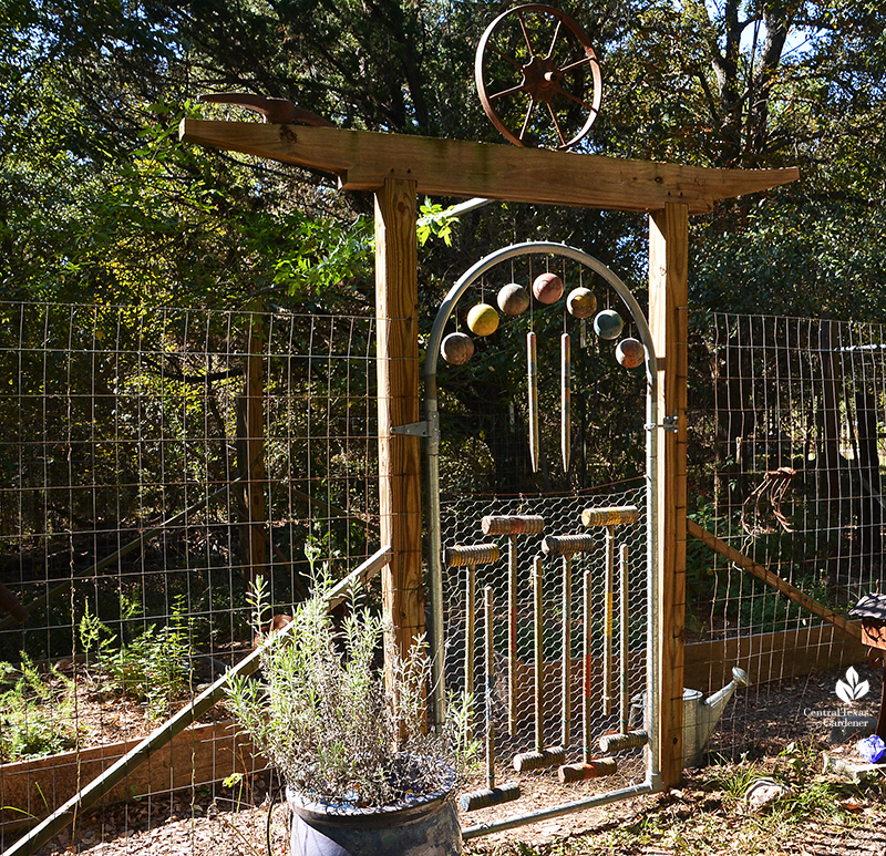 croquet balls and mallets into garden art Sandy Stone Central Texas Gardener