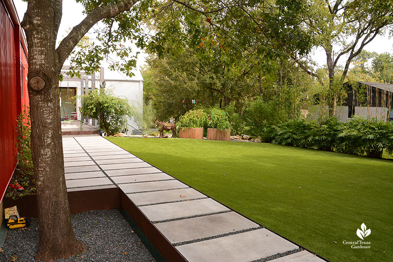 Lueders pavers artificial turf