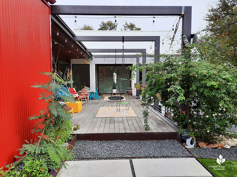 walkway to patio deck