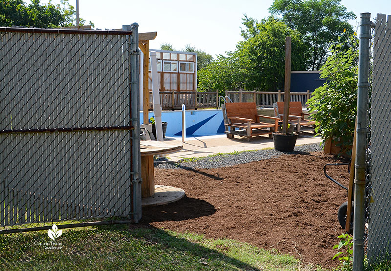 gate to mulch and garden